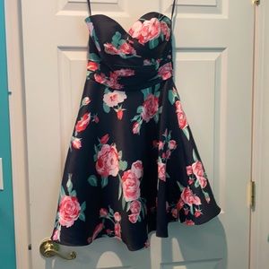 Flower Homecoming or Prom Dress